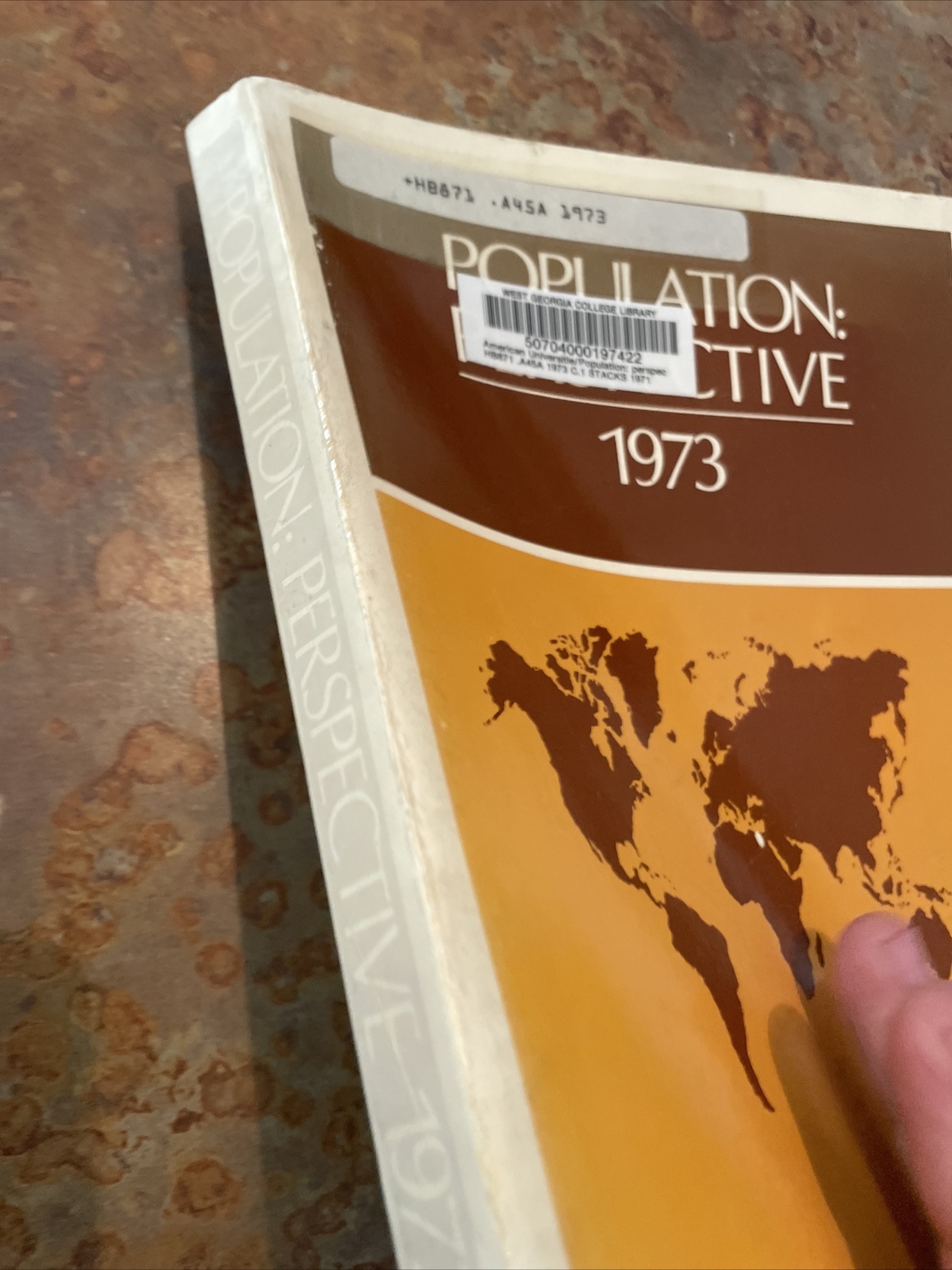 Population: Perspective 1973 / The American Universities Field Staff